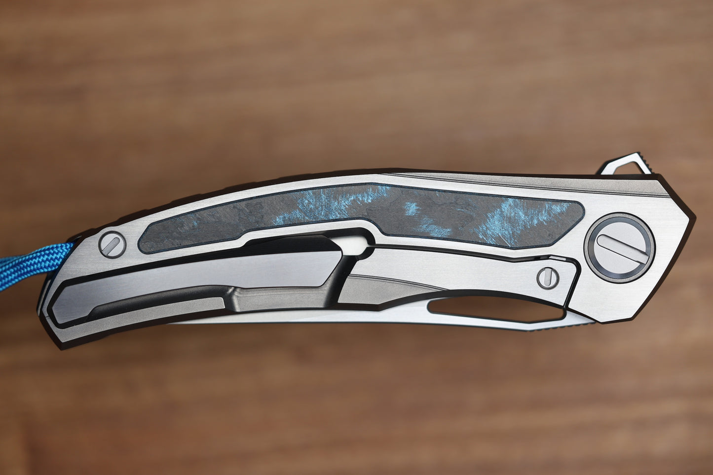 SHIROGOROV QUANTUM BLKM - TITANIUM/OCEAN BLUE CARBOTI HANDLE - S90V BLADE - SRRBS