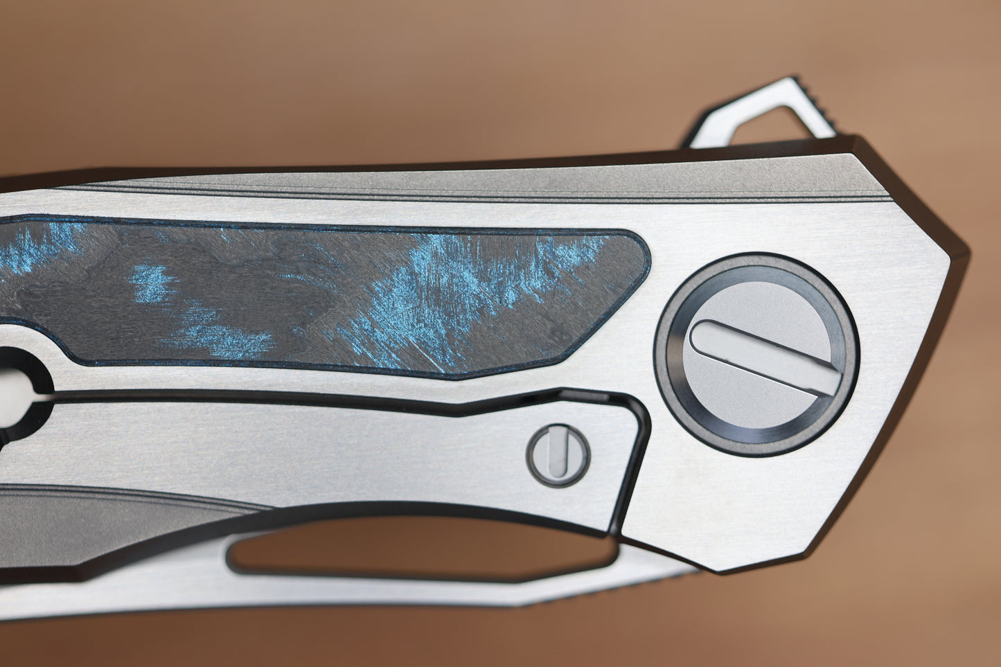 SHIROGOROV QUANTUM BLKM - TITANIUM/OCEAN BLUE CARBOTI HANDLE - S90V BLADE - SRRBS