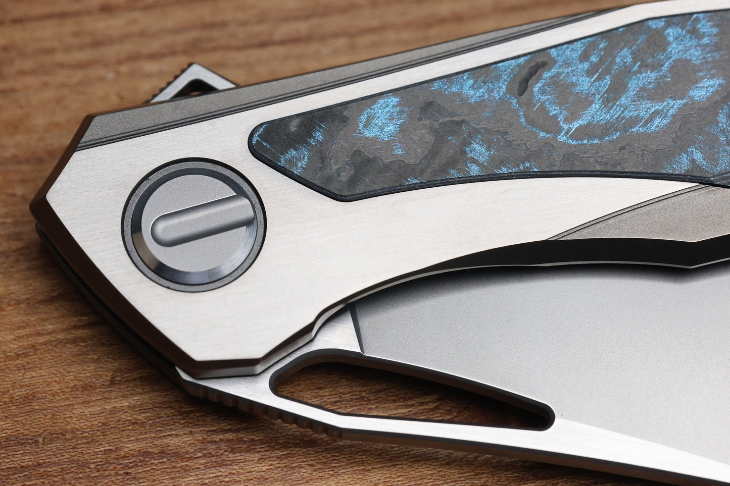 SHIROGOROV QUANTUM BLKM - TITANIUM/OCEAN BLUE CARBOTI HANDLE - S90V BLADE - SRRBS