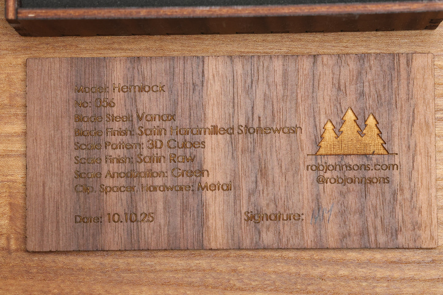 ROBJOHNSONS HEMLOCK #056