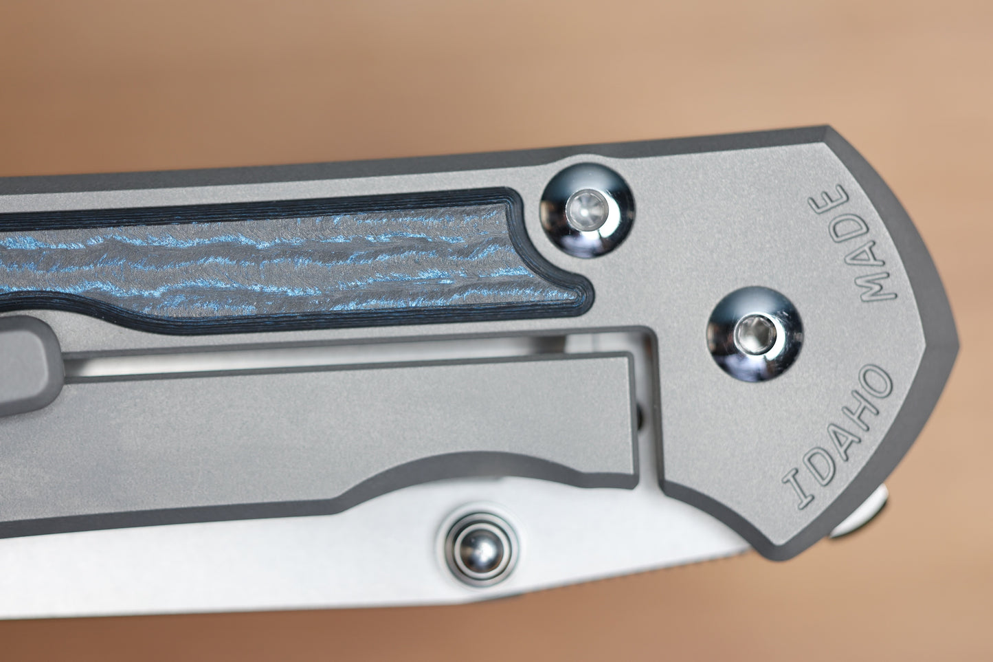 CHRIS REEVE LARGE SEBENZA 31 - OCEAN BLUE CARBOTI INLAY - INSINGO CPM MAGNACUT BLADE - MIM CLIP - SILVER DOUBLE THUMB LUGS