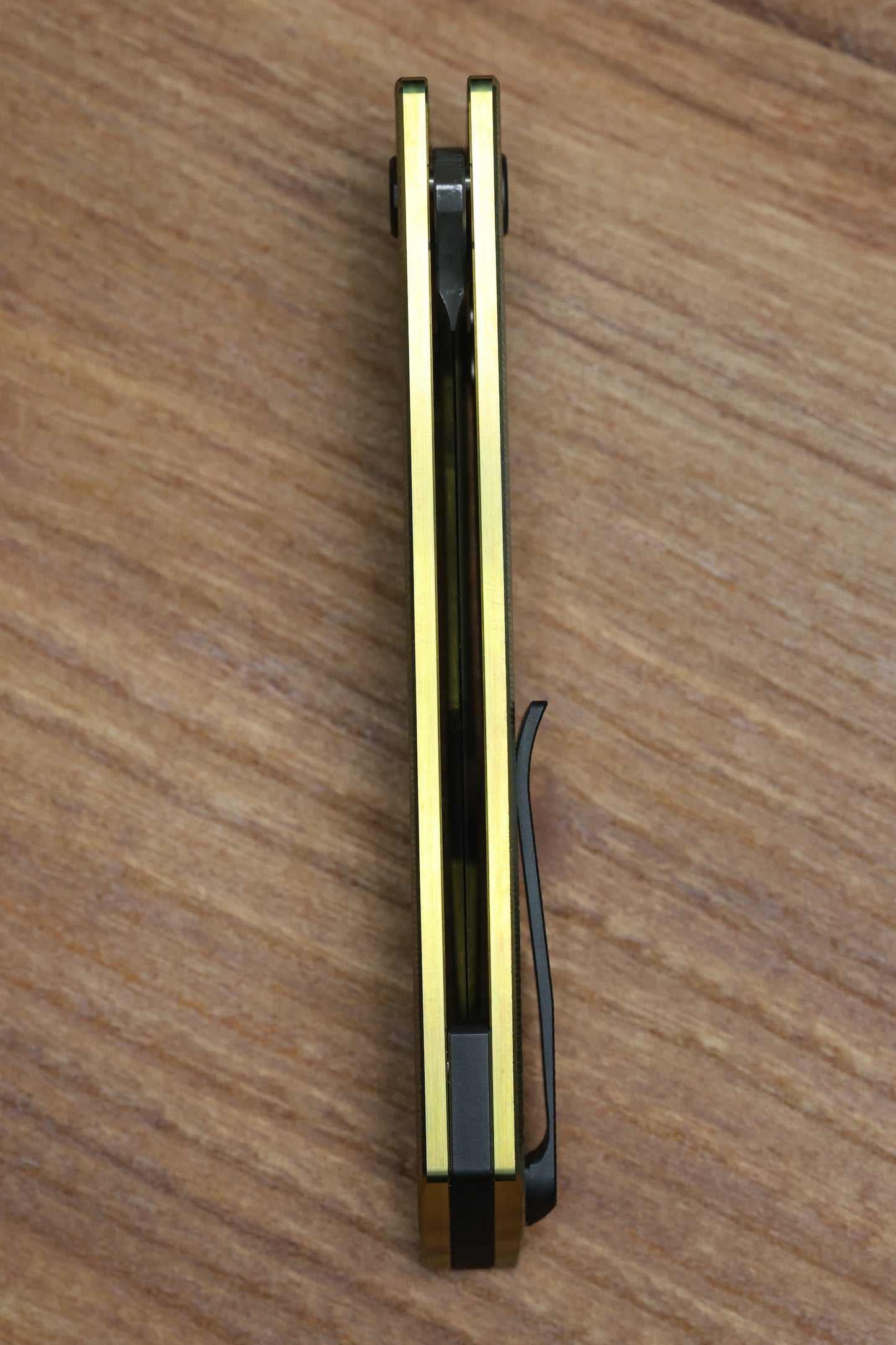 ROBJOHNSONS HEMLOCK #054