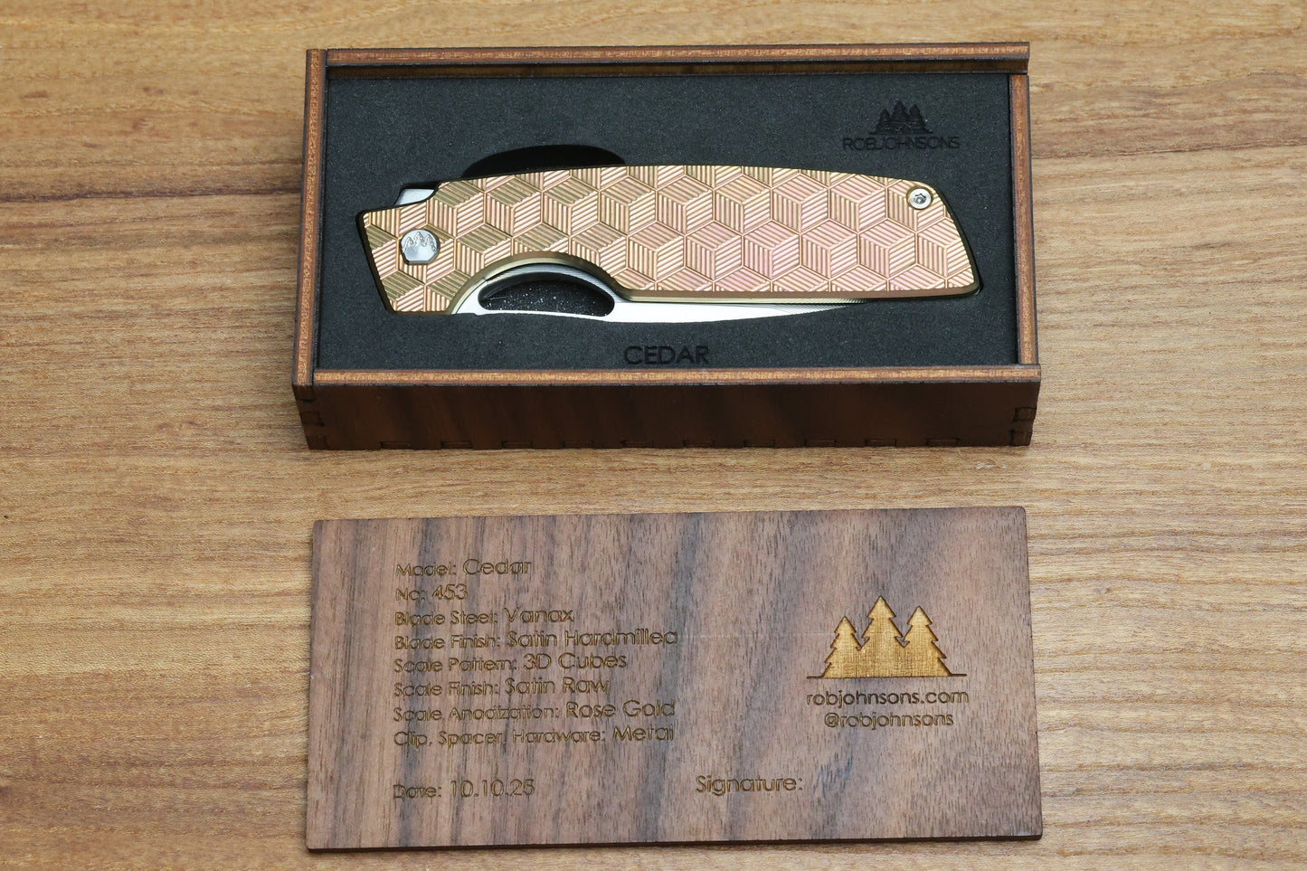 ROBJOHNSONS CEDAR #453