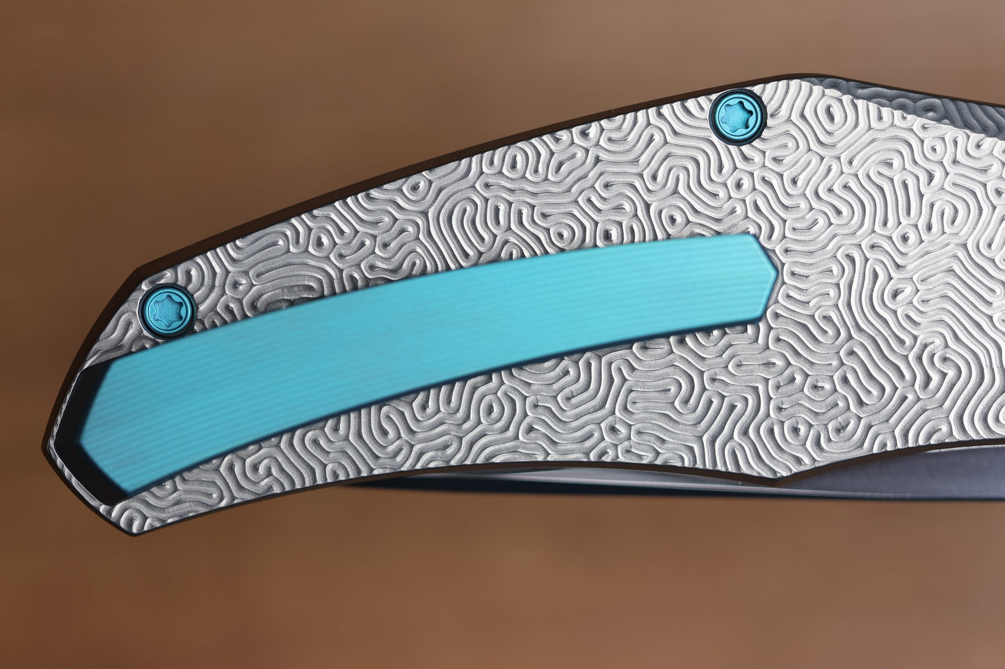 HOLT BLADEWORKS RENEGADE W/ TITANIUM BRAIN CORAL BURNISHED HANDLES & BOHLER M390, NEAR MIRROR #319