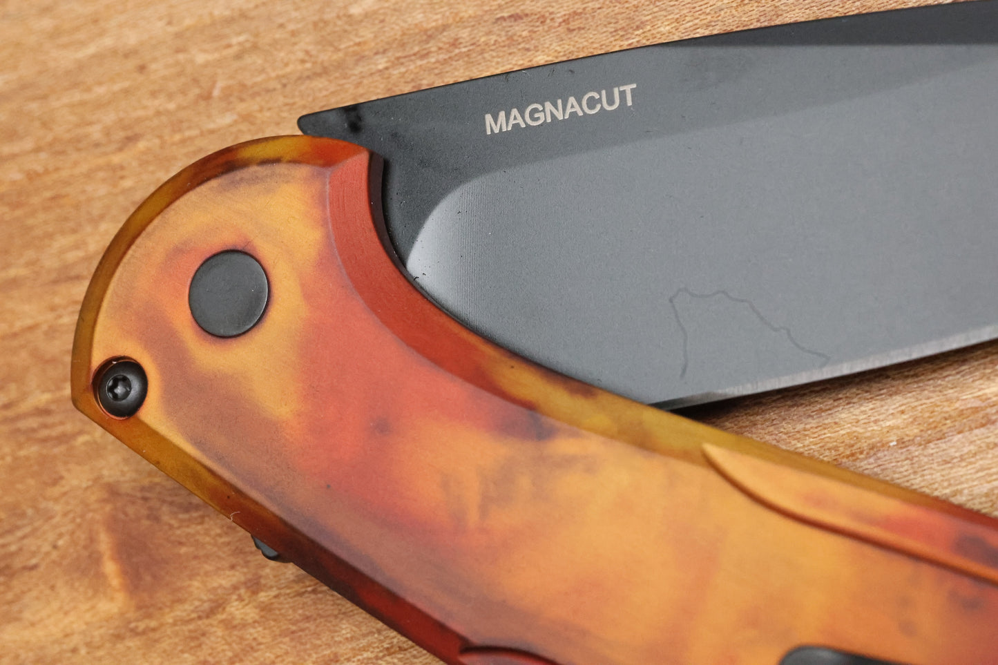 PRO-TECH CAMBRIA FLIPPER DEL FUEGO HANDLE W/BLACK LIP PEARL BUTTON- DLC MAGNACUT BLADE,  CF2103-DF