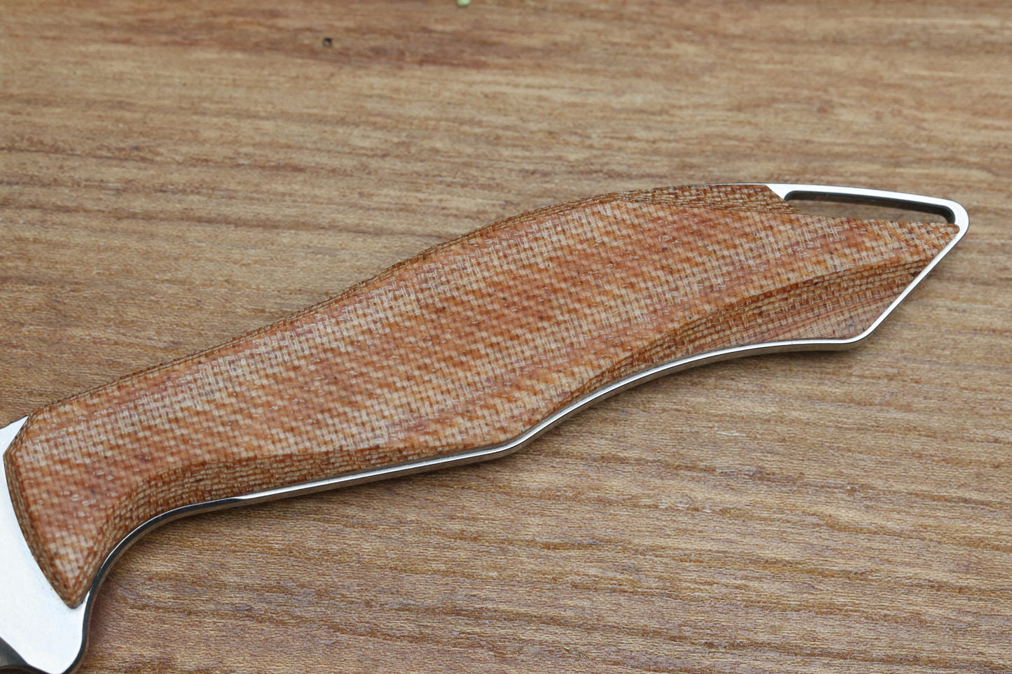 KOENIG KNIVES HELO - TAN MICARTA HANDLE - STONEWASHED MAGNACUT BLADE