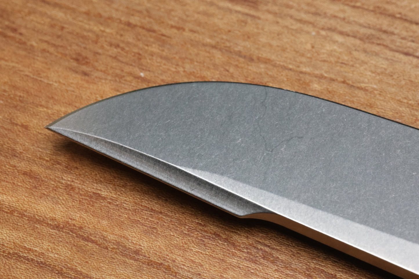 KOENIG KNIVES HELO - TAN MICARTA HANDLE - STONEWASHED MAGNACUT BLADE