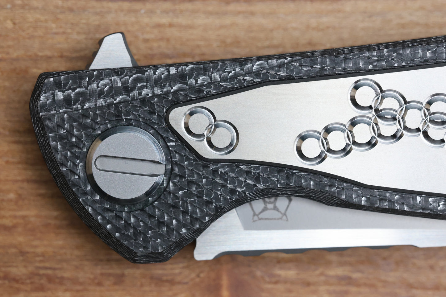 SHIROGOROV KNIVES "SPECIAL EDITION"  CHRIS REEVE COLLABORATION HATI CGG - MAGNACUT BLADE - TITANIUM/BLACK ALUTEX HANDLE - MRBS