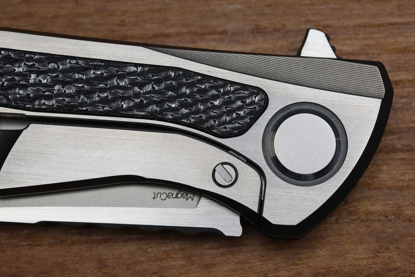 SHIROGOROV KNIVES "SPECIAL EDITION"  CHRIS REEVE COLLABORATION HATI CGG - MAGNACUT BLADE - TITANIUM/BLACK ALUTEX HANDLE - MRBS