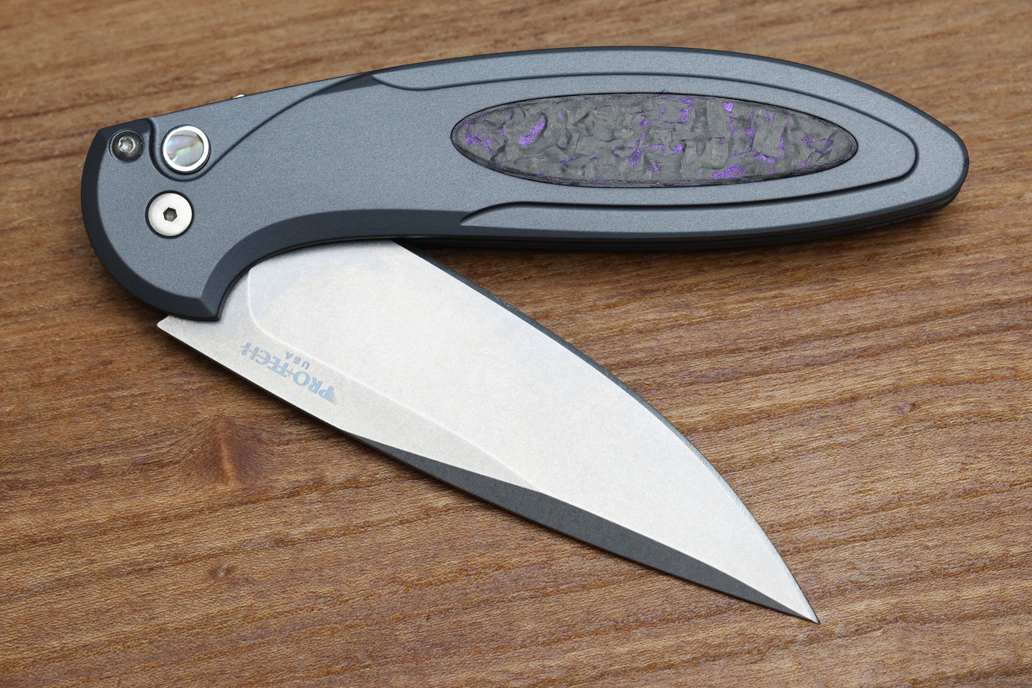 PRO-TECH KNIVES CAMBRIA - CCKSF25.CAMBRIA.1 - GREY ALUMINUM HANDLE - TECHNOCARBO PURPLE INLAY - STONEWASH MAGNACUT BLADE