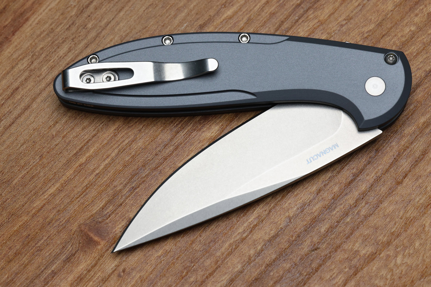 PRO-TECH KNIVES CAMBRIA - CCKSF25.CAMBRIA.1 - GREY ALUMINUM HANDLE - TECHNOCARBO PURPLE INLAY - STONEWASH MAGNACUT BLADE