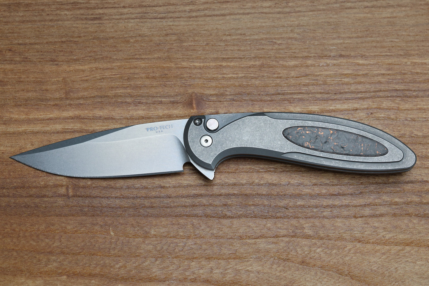 PRO-TECH KNIVES CAMBRIA - 2025 CAMBRIA CUSTOM 014 - 2-TONE BLASTED/TUMBLED 17-4 STEEL HANDLE - COPPER TECHNOCARBO INLAY - STONEWASH MAGNACUT BLADE