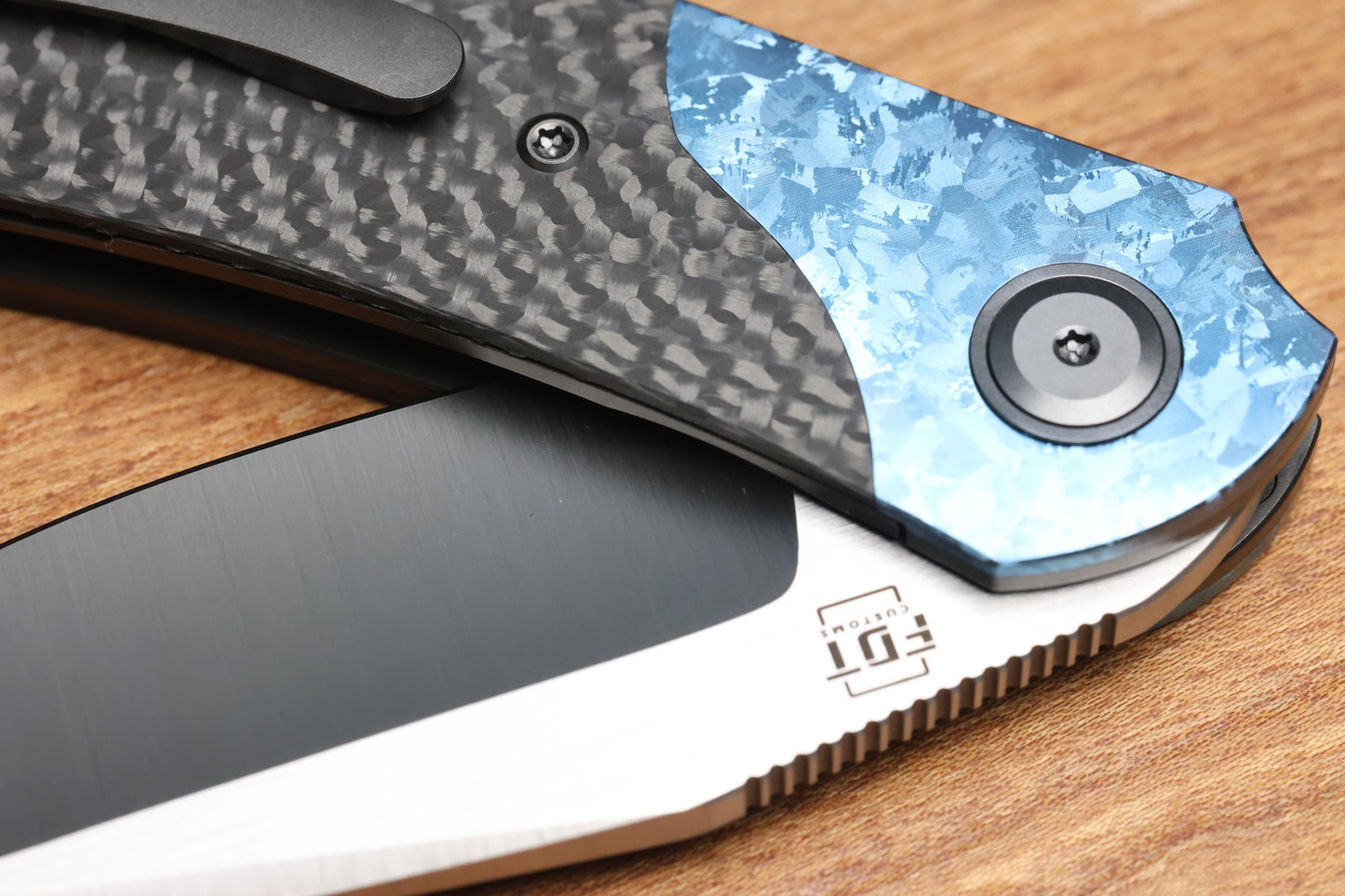 REATE KNIVES FDT TF-4 TITANIUMI CARBON FIBRE CRYSTAL TI BOLSTER AND ACCENTS M398 BLADE