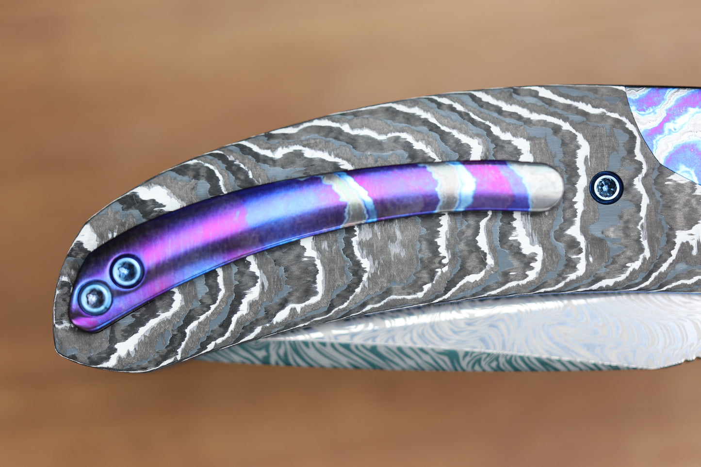 REATE KNIVES FDT TF-4 TITANIUM WHITE STORM FAT CARBON ZIRCUTI BOLSTER AND ACCENTS DAMASTEEL BLADE
