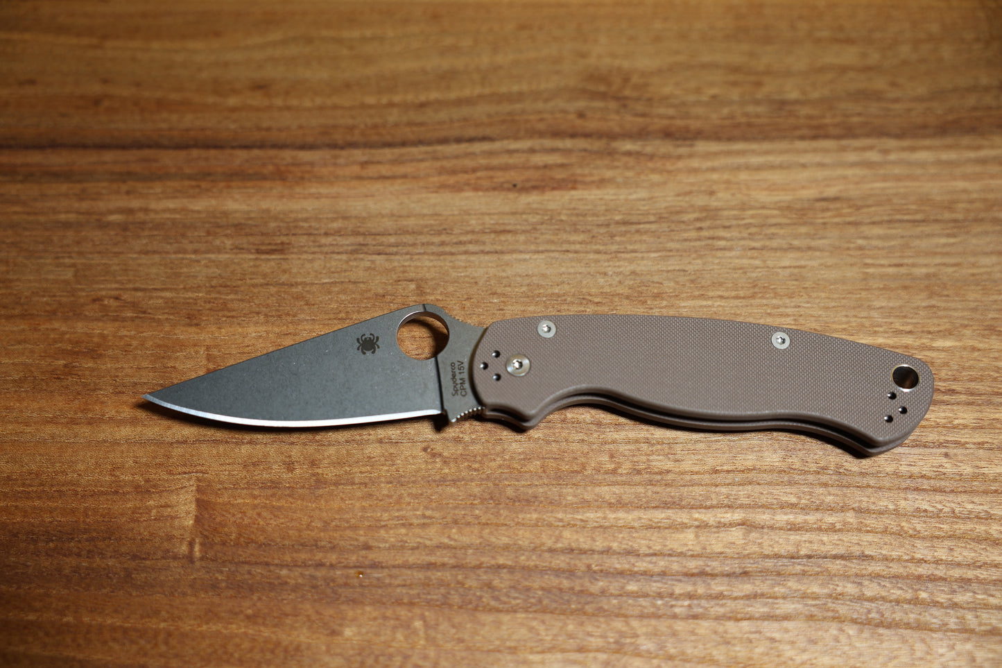 SPYDERCO SPRINT RUN PARA MILITARY 2 CPM 15V G10 BROWN